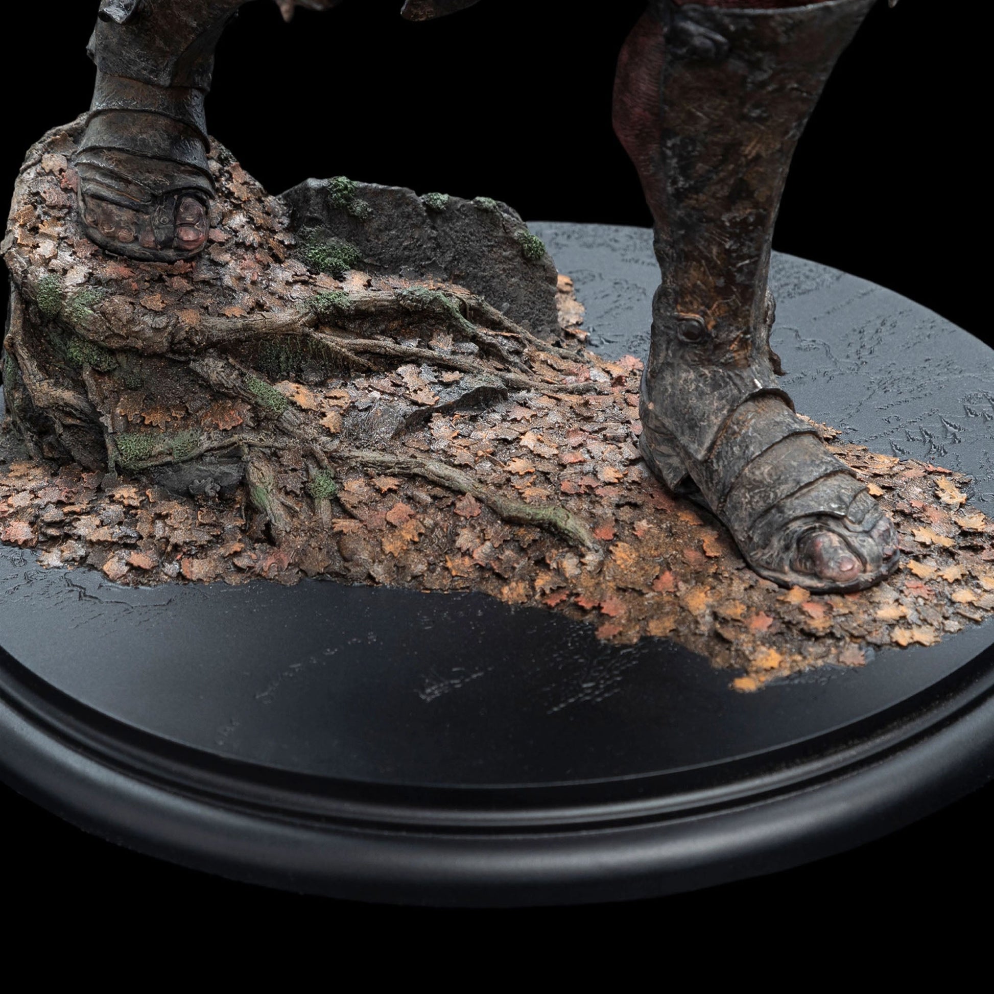 Lurtz, Hunter of Men (Lord of the Rings) 1:6 Statue by Weta Workshop