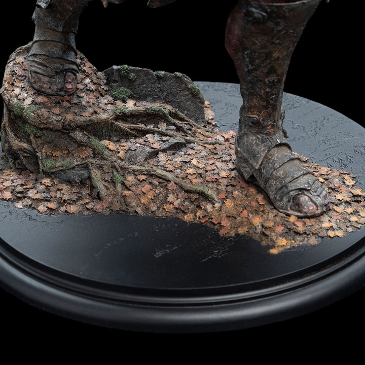 Lurtz, Hunter of Men (Lord of the Rings) 1:6 Statue by Weta Workshop