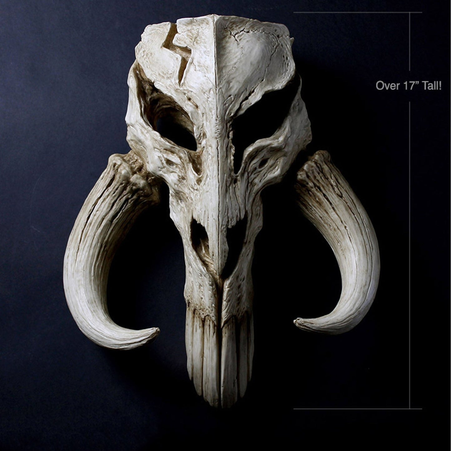 Mandalorian Mythosaur Skull (Star Wars) 17" Replica Wall Sculpture
