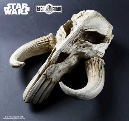 Star Wars The Mandalorian Mythosaur Skull 17" Replica Wall Sculpture