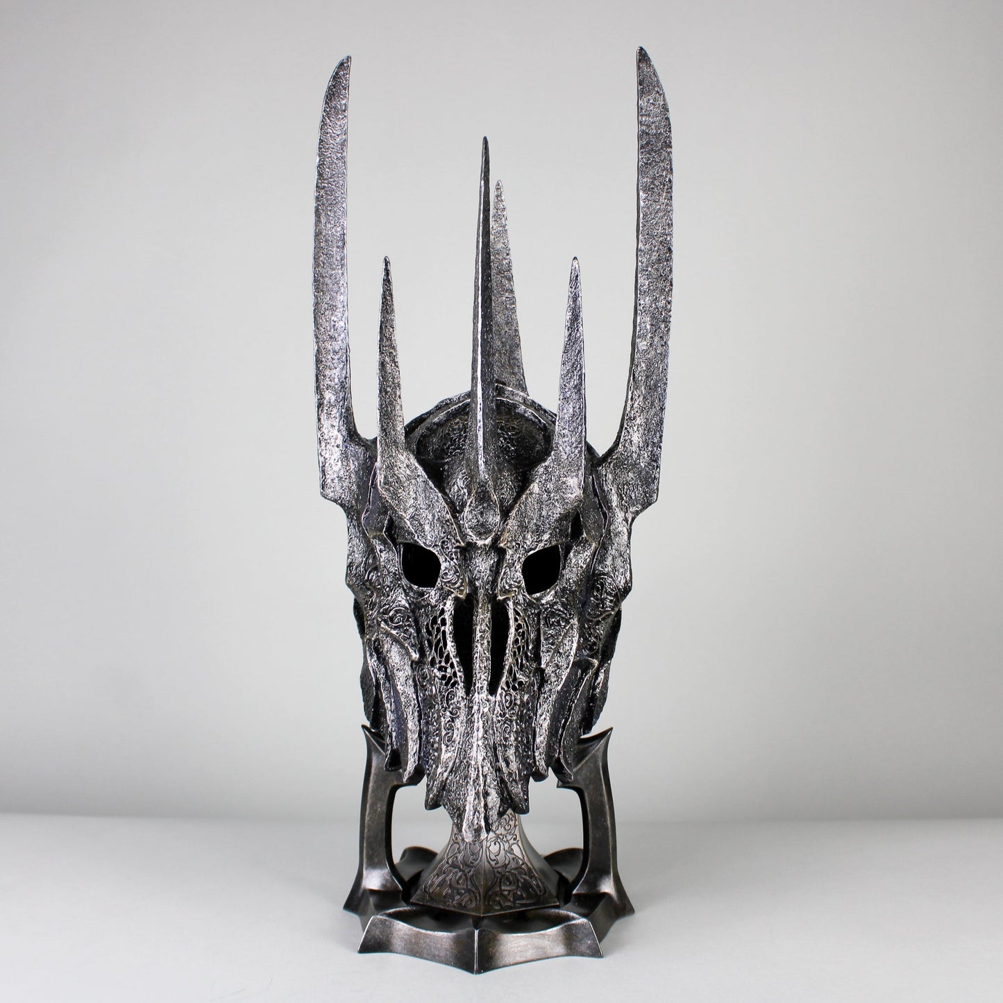 Lord of the Rings Sauron Helmet Half-Scale Replica by United Cutlery