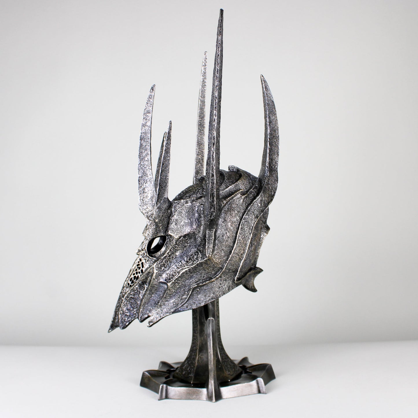 Lord of the Rings Sauron Helmet Half-Scale Replica by United Cutlery