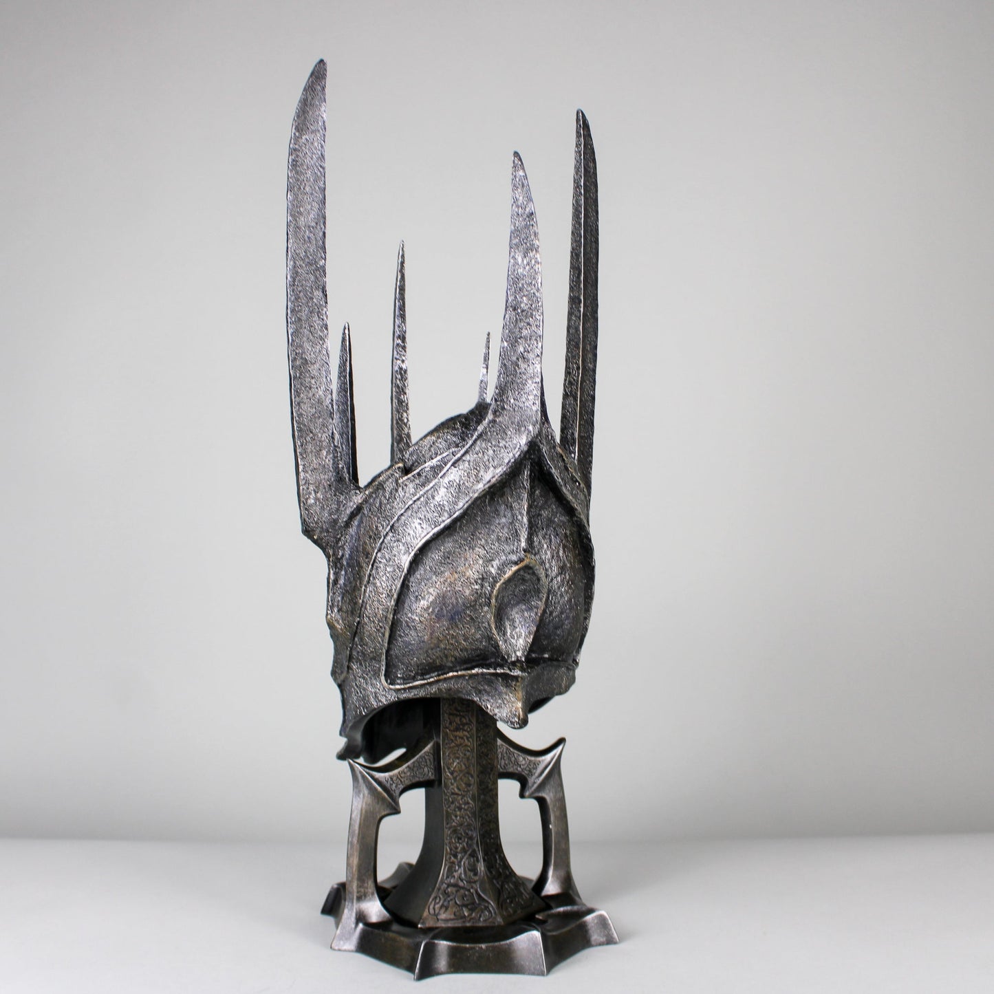 Lord of the Rings Sauron Helmet Half-Scale Replica by United Cutlery