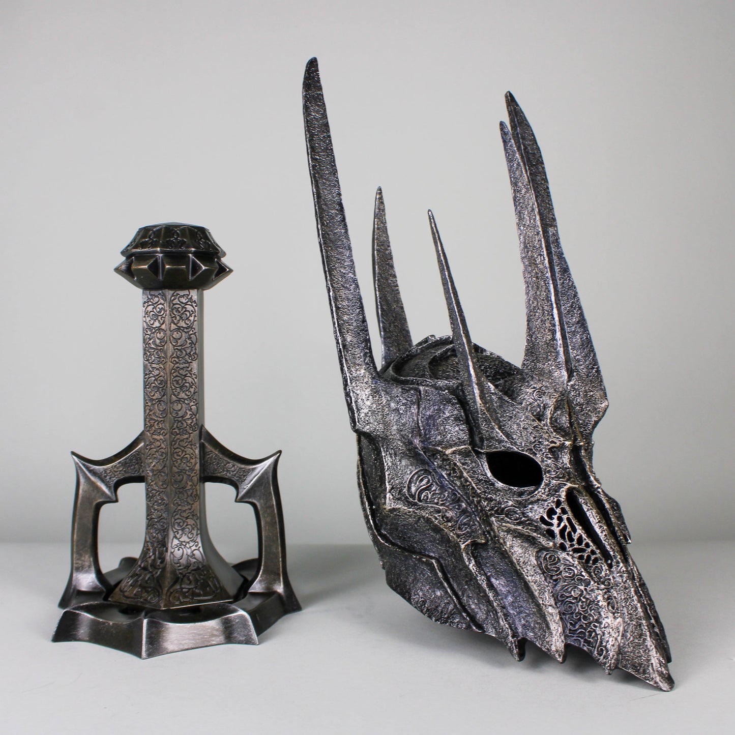 Lord of the Rings Sauron Helmet Half-Scale Replica by United Cutlery