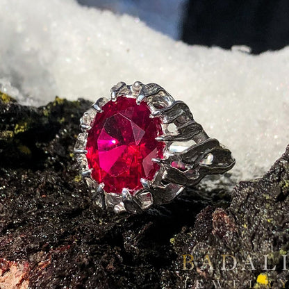 The Lord of the Rings Narya Gandalf's Ring of Power Replica Ring