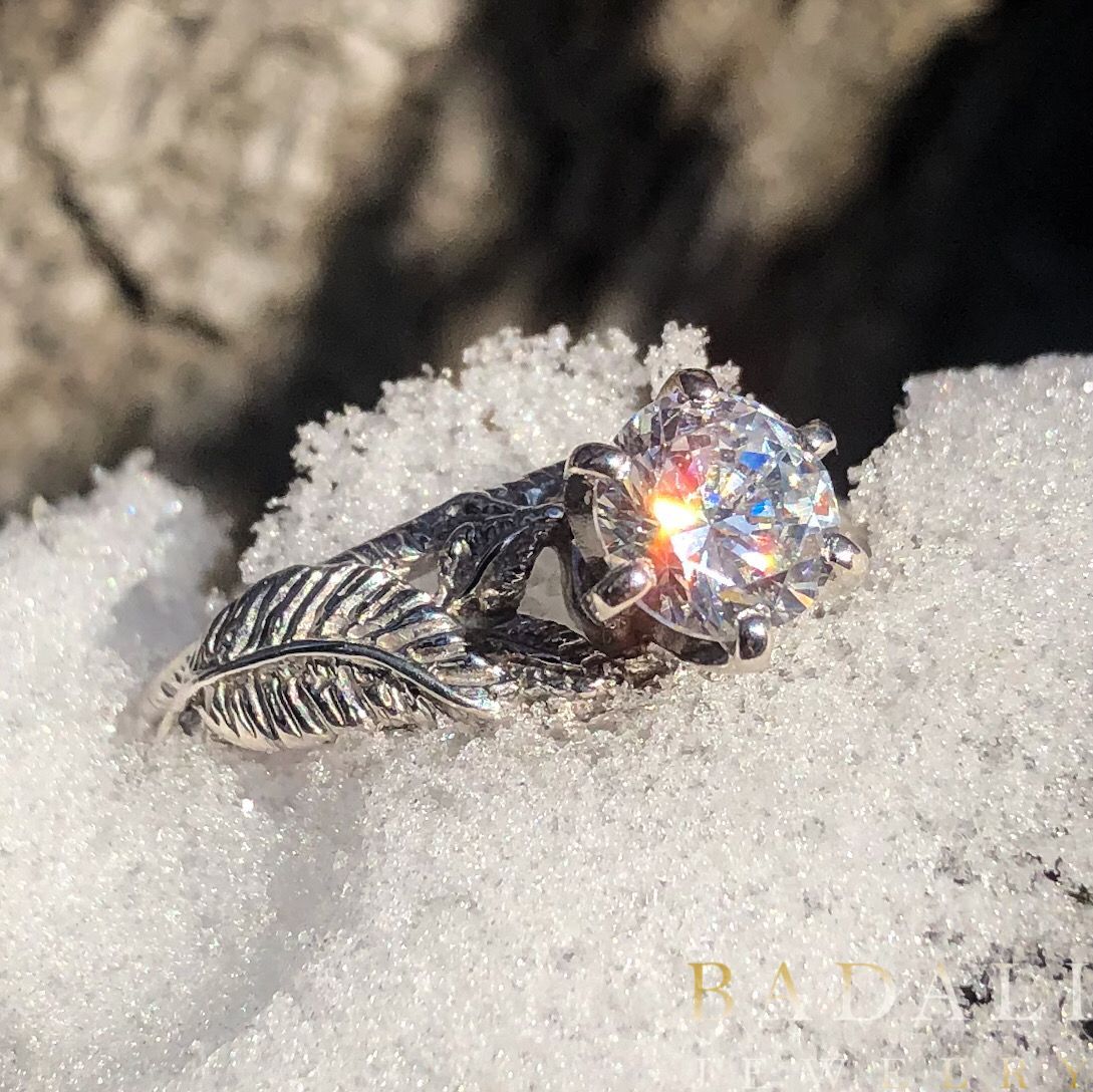 The Lord of the Rings Nenya™ Galadriel™ Ring of Power Replica Ring