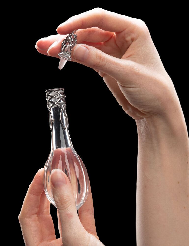 Phial of Galadriel with Base (The Lord of the Rings) LED Lighted 1:1 Scale Prop Replica