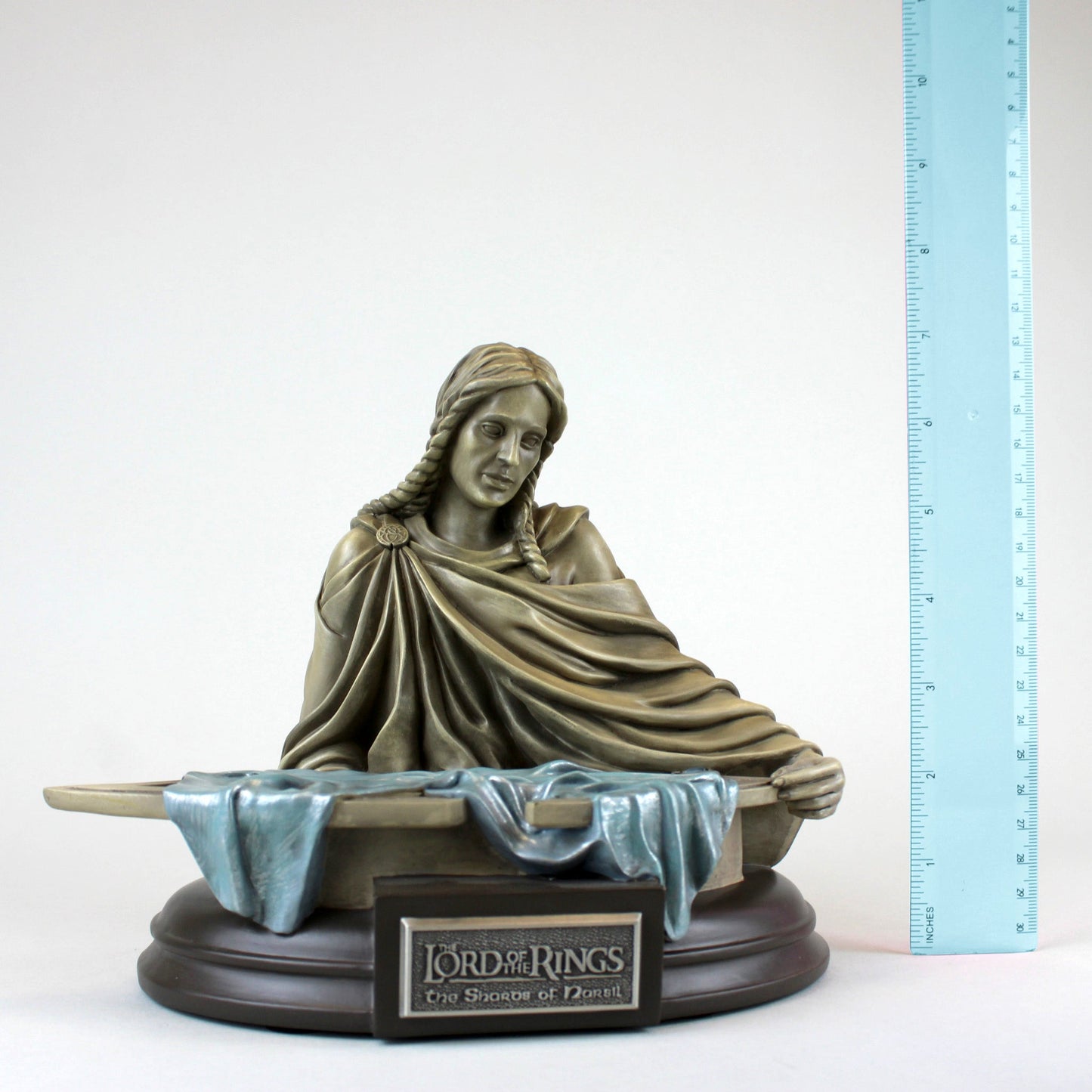 The Lord of the Rings Shards of Narsil Statue