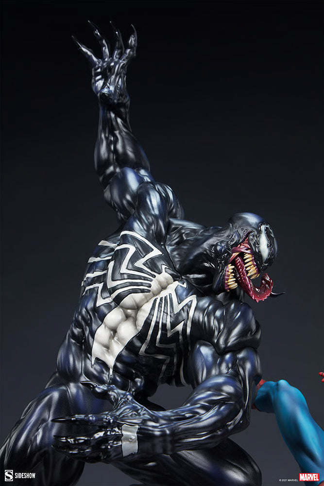 Spider-Man vs Venom Maquette Statue by Sideshow Collectibles