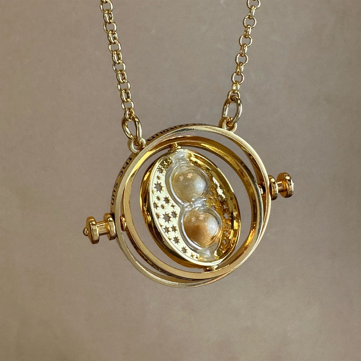 Time Turner (Harry Potter) Spinning Necklace